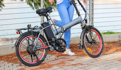 Les vélos électriques arrivent sur les pistes fédérales : 4 réponses à vos questions